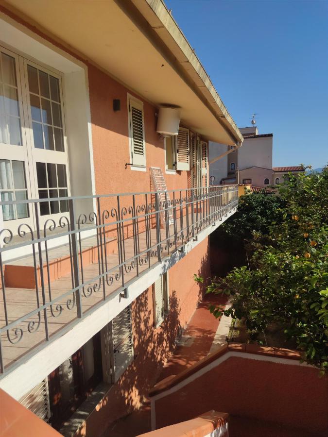 Appartamento Moderno Rustico Olbia Zewnętrze zdjęcie